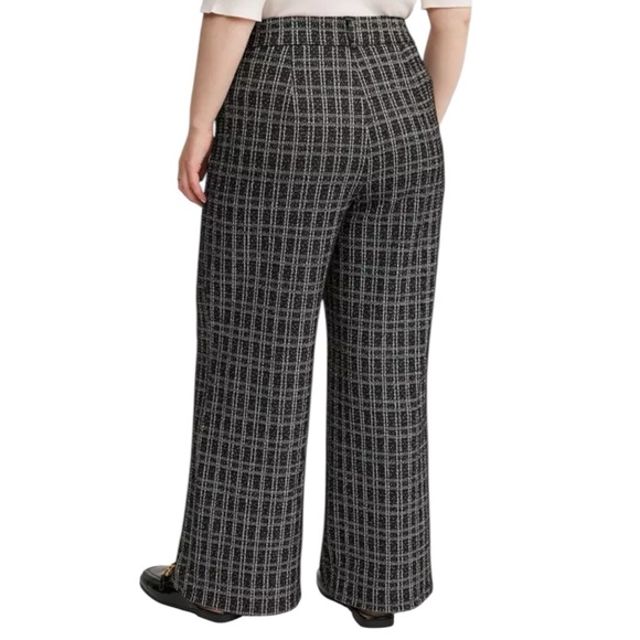 Size 16: Torrid Pull-On Wide Leg Boucle High Rise Pant - Picture 3 of 5